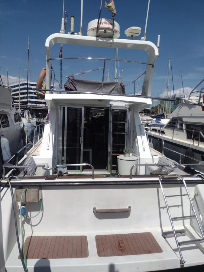 Yach Boat Hotel Barcelona Buitenkant foto