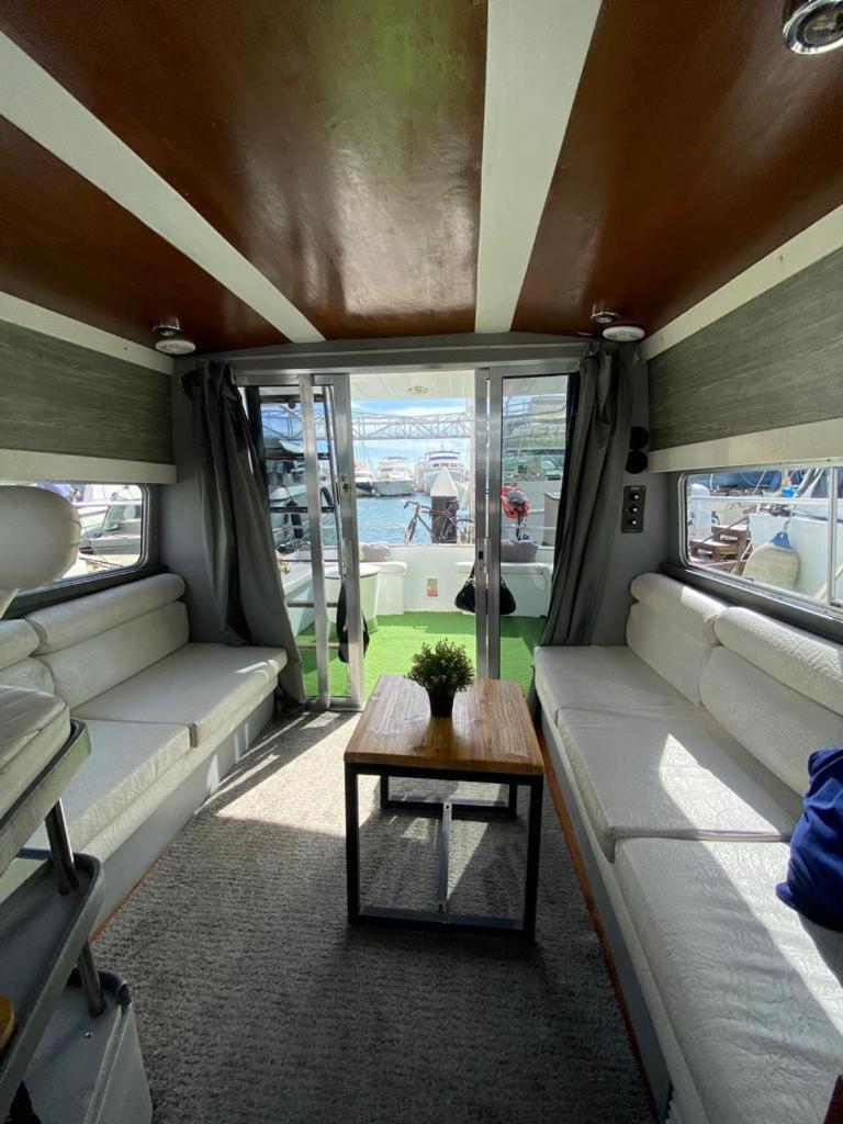 Yach Boat Hotel Barcelona Buitenkant foto